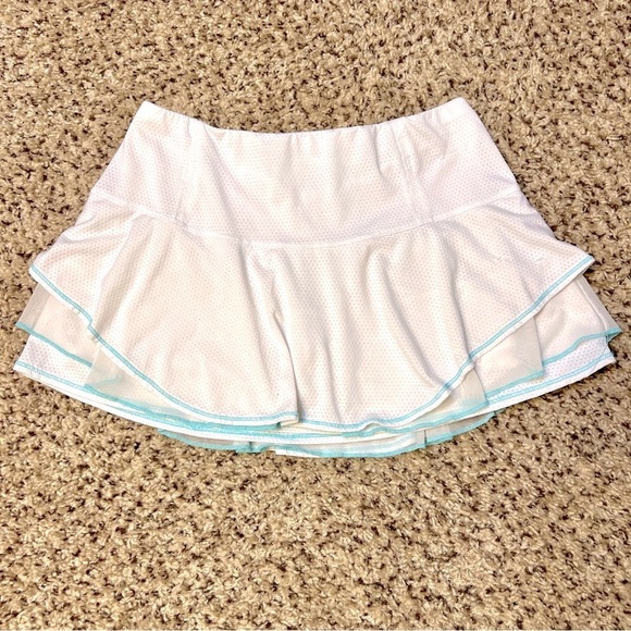 Lucky In Love Size Medium Tennis Pickleball Skort White womens ruffles layers - Picture 1 of 9